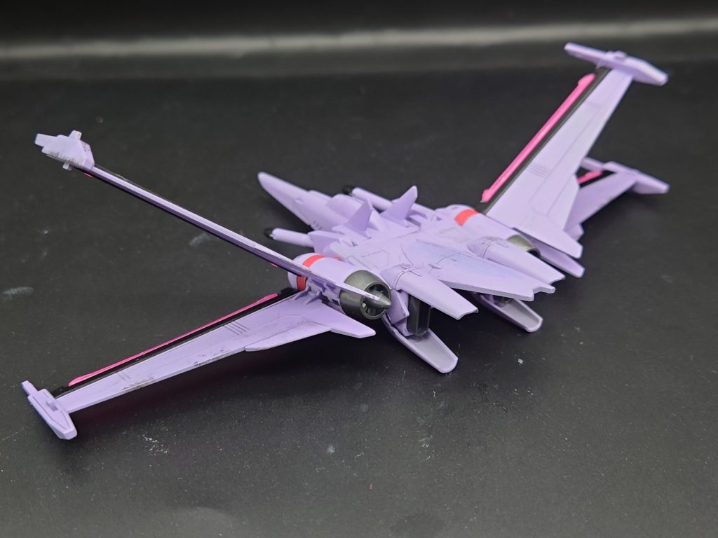 Xウィングっぽいフォームがかっこいいですね！