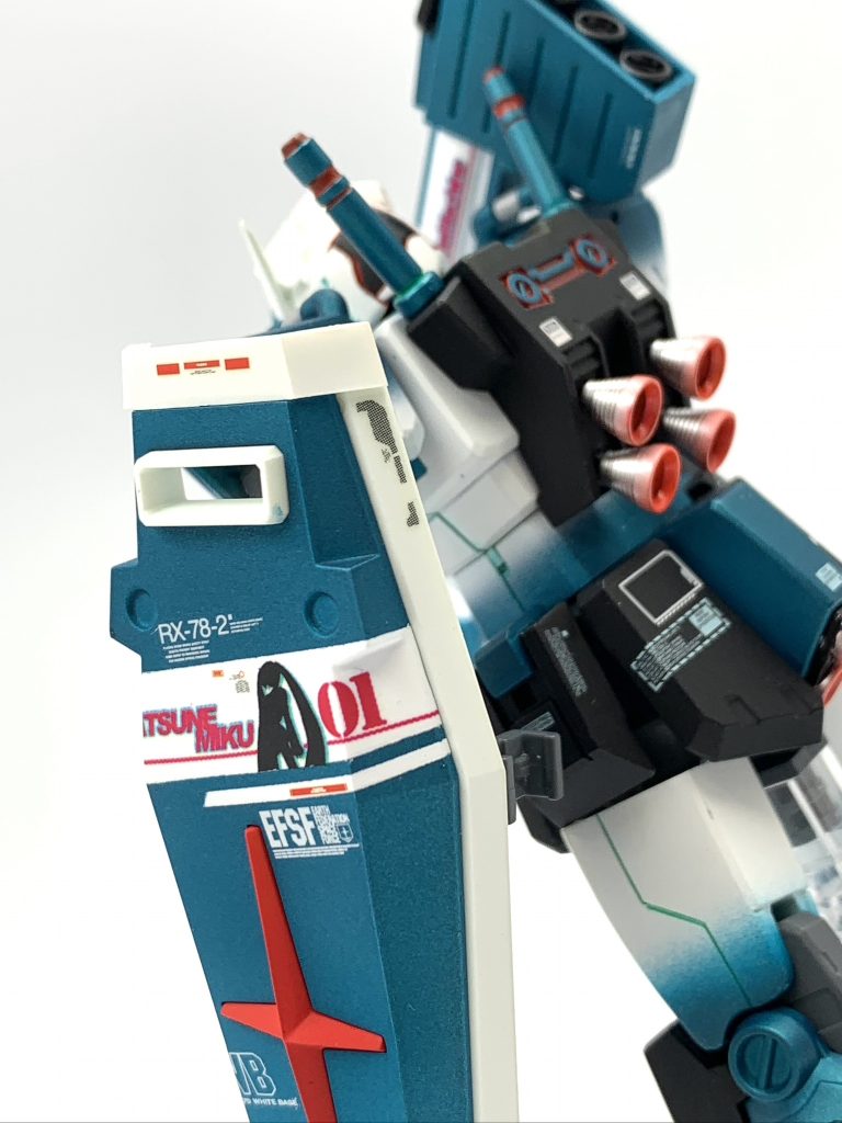 初音ミクコラボRX-78-2ガンダム（非公式）–5枚目/制作者：@GunpLiver