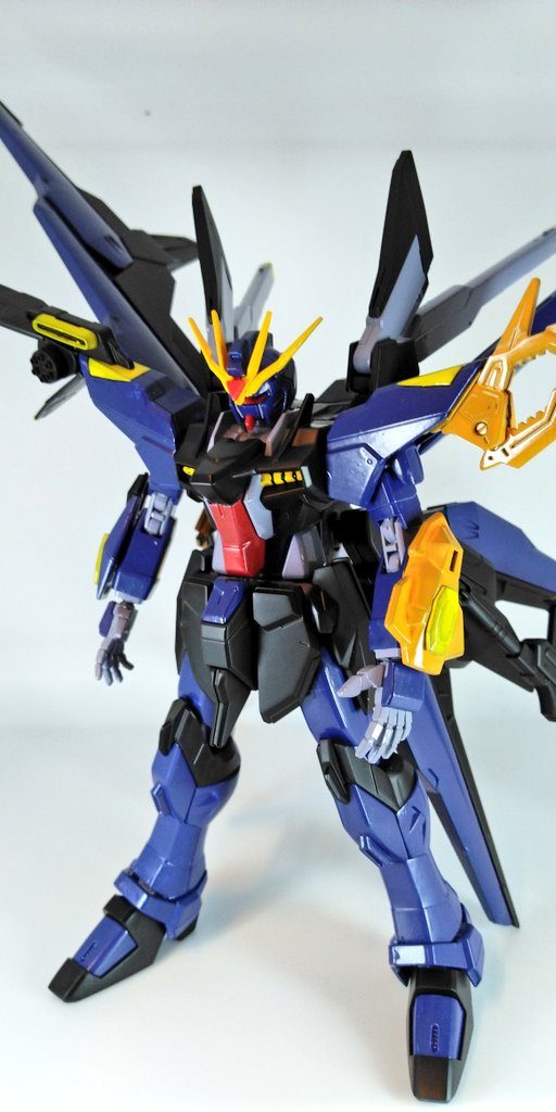 元ネタを踏襲してティターンズブルーで塗装。