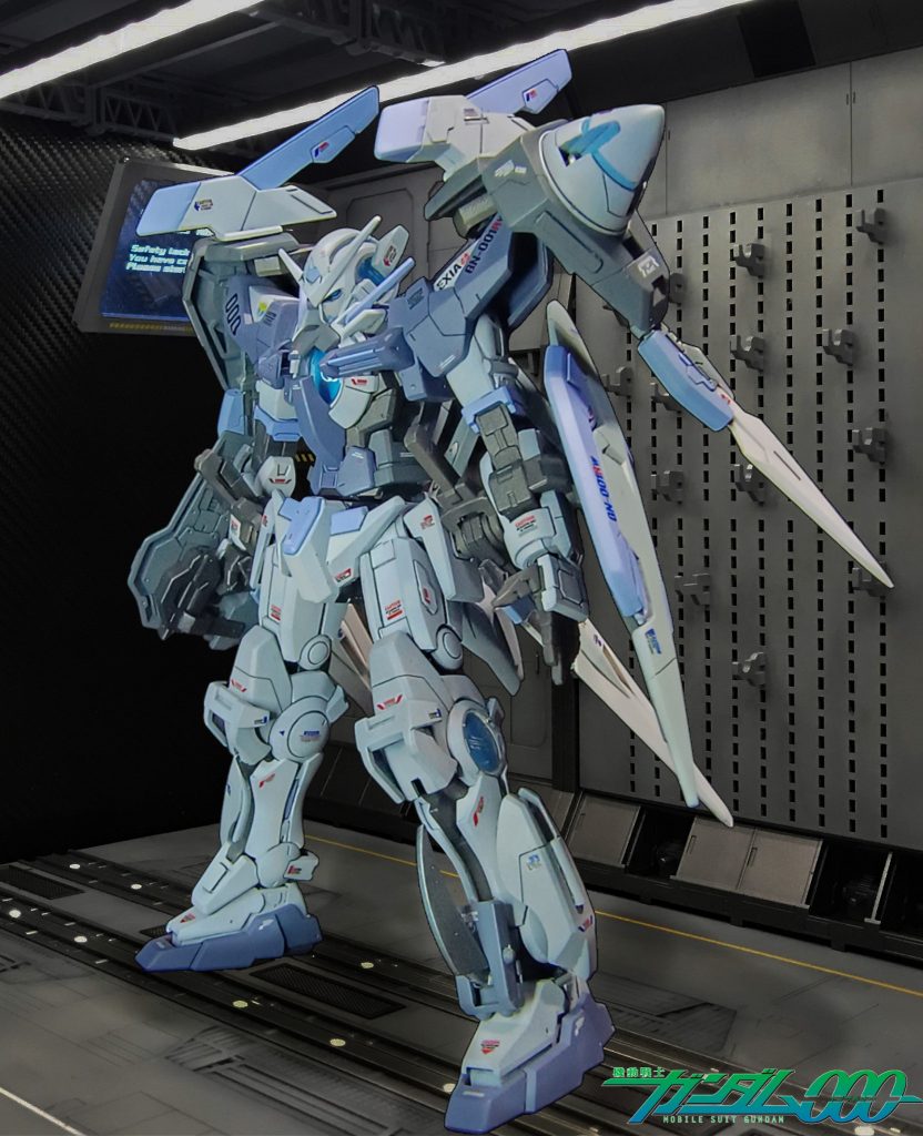 Ike主任:GNブレイドをドライブのところに収納させ、腰のサイドアーマーはダブルオーに交換しGNソードⅡを装備。これで、9本になるのでナインソードに!😤*膝と脚の外側にダブルオーのパーツ追加しています。グレー塗装ですが相変わらず写真では、区別がつかない😓。。。