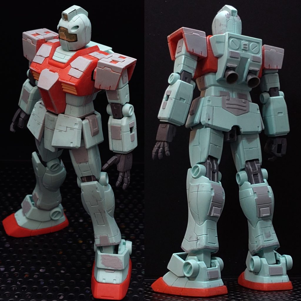 切り貼りした箇所。肩関節は他のキットの余剰ポリキャップの組み合わせ、腰回転軸と前スカートにはホビーベースのボールジョイント、ふくらはぎには、なんちゃってバーニア、足首のシリンダーとアキレス腱は平らに削って後から自作のなんちゃって可動部品を取り付け。ランドセルの蓋、全体的にスジボリとプラ板で工作、など。  