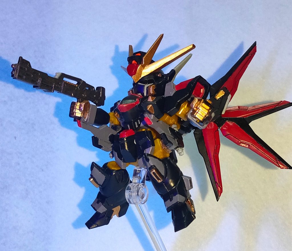 フルバーストビームライフルはサザビーの物に少し手を加えて作りました