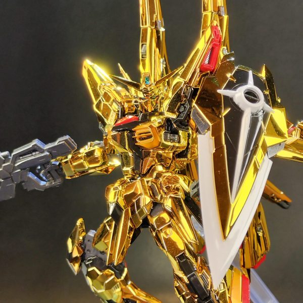 アカツキガンダム(シラヌイパック装備)