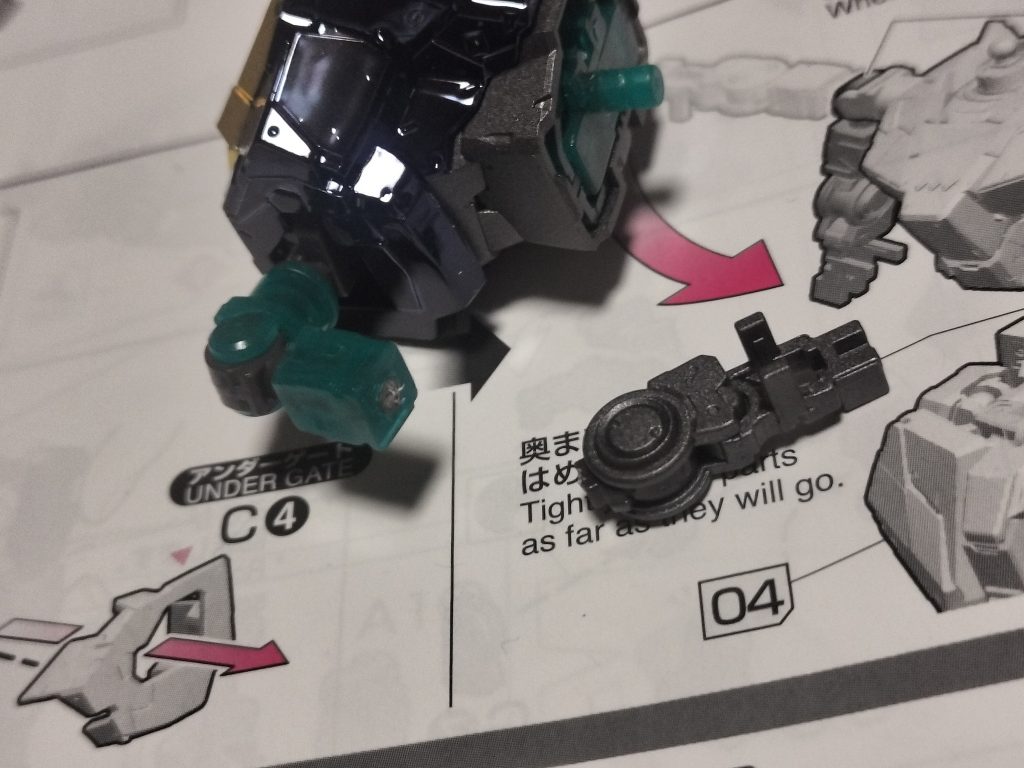 制作途中、二の腕と肘を繋ぐアドヴァンスドMSジョイントがねじ切れちまった