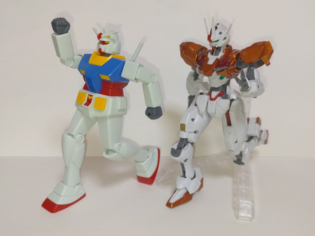 おっちゃん“ …ぜぇ…ぜぇ…あかん、もう走られへん…しんどいわぁ…”エリィ“ 何言ってるんですか叔父貴!まだほんの数百mしか走ってませんよ?そんなんで音あげるなんて、白い悪魔の通り名は名ばかりかなぁwwほらほら、呼吸を整えながらリズミカルに走って!”おっちゃん(ぐぬぬ…このガキ、立場利用してだんだん調子乗りくさりよって…まあええわ。いまはがまんしとこ。いまは…な。なんとかメニューこなして最後にギャフンいわしたるから、せいぜいこの時を謳歌しときや。ククク…)こうして、なんやかんやで地獄の肉体改造ブートキャンプをこなしていき、少しずつしかし確実に心身共鍛えられていくおっちゃんは、それと並行して自分をウザい老害とどこか煽り散らかしているエリィに対し、どうギャフンといわそうかと四中模索をしていた。そして…