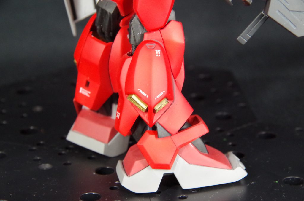 「紅く塗れ」とガンダムが言っている（空耳）–4枚目/制作者：ちりめん問屋H5