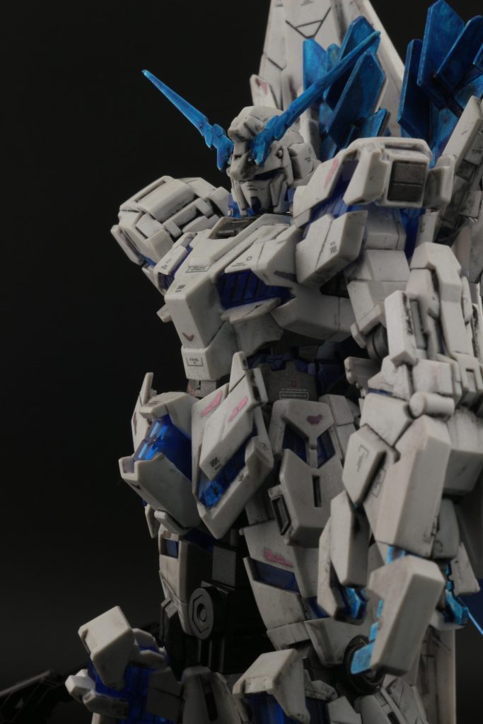 ユニコーンとバンシィとフェニクスの良いとこ取りの機体ですね