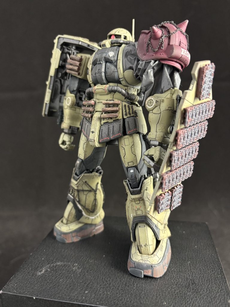 シールドにキャタピラを付けて強化