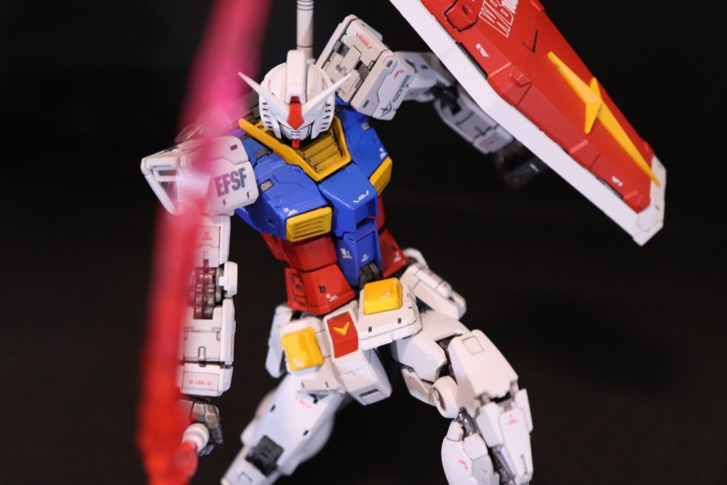 ポージング2エフェクトは他から流用しています。