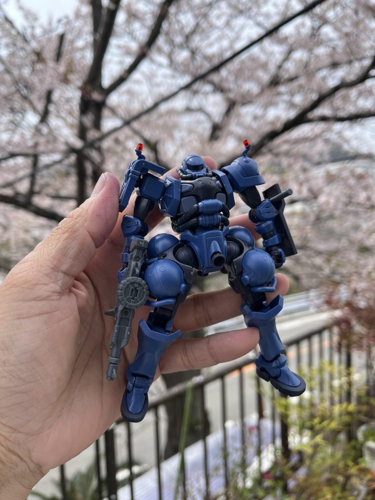 お花見しながらパチ組~この日は4月上旬にもかかわらず暑いくらいでした子どもたちとピクニックしながら