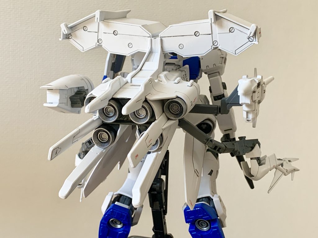 バーニア部は艶消し黒からシルバー上塗りとしました。