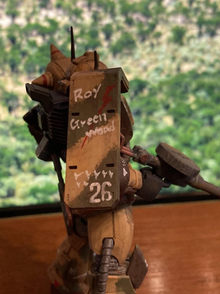 はい！カラカル隊　ロイ　グリンウッド隊長機ってことで‥。