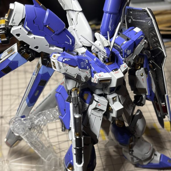 RG Hi-νガンダム