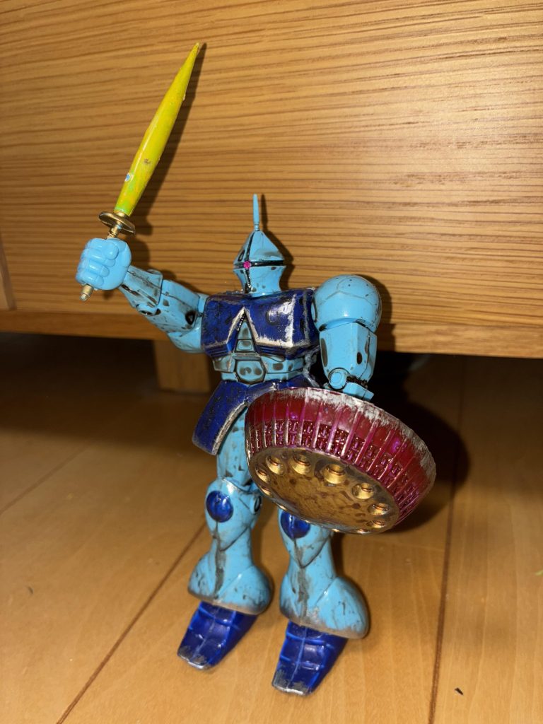 銀の塗料でドライブラシをして剥げた鉄を表現しました