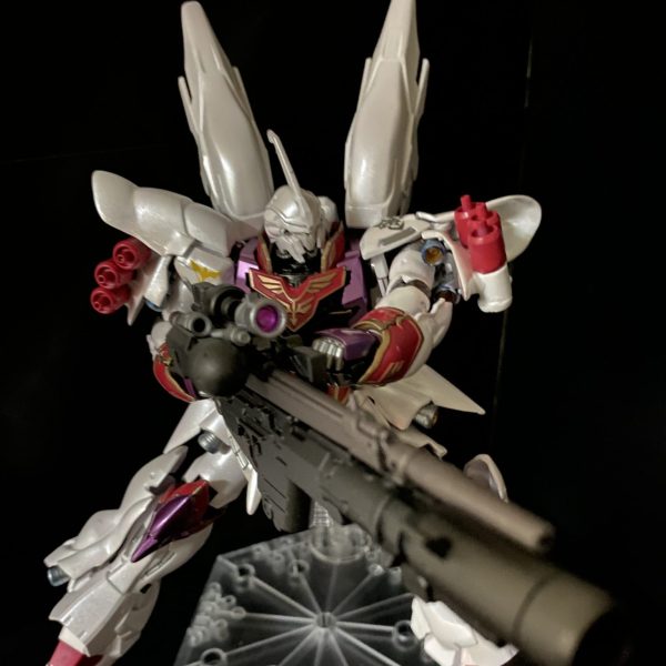 ハマーン様専用シナンジュ