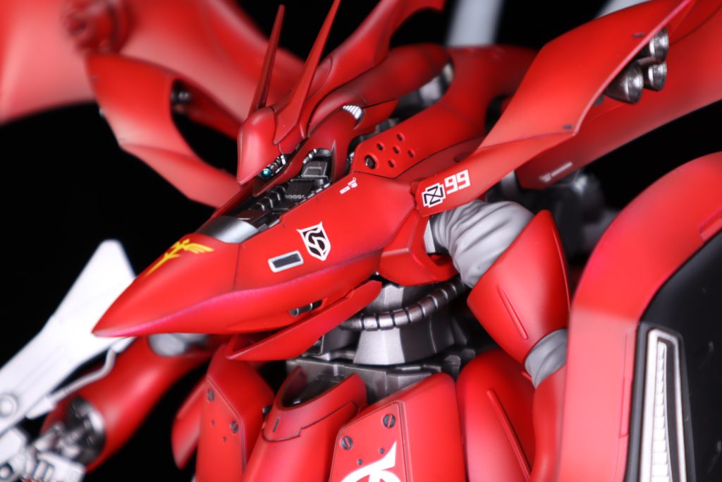 ポージング案全く思いつきません笑