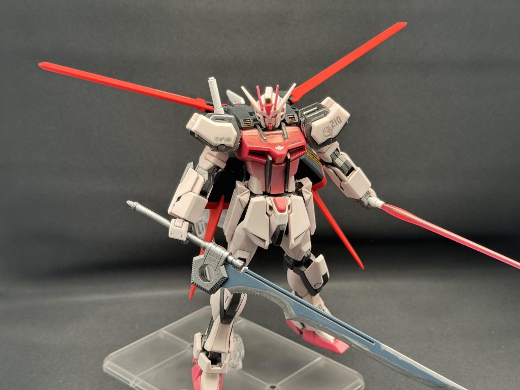 一応、ビームサーベルも付いているので…グランドスラムと2刀…