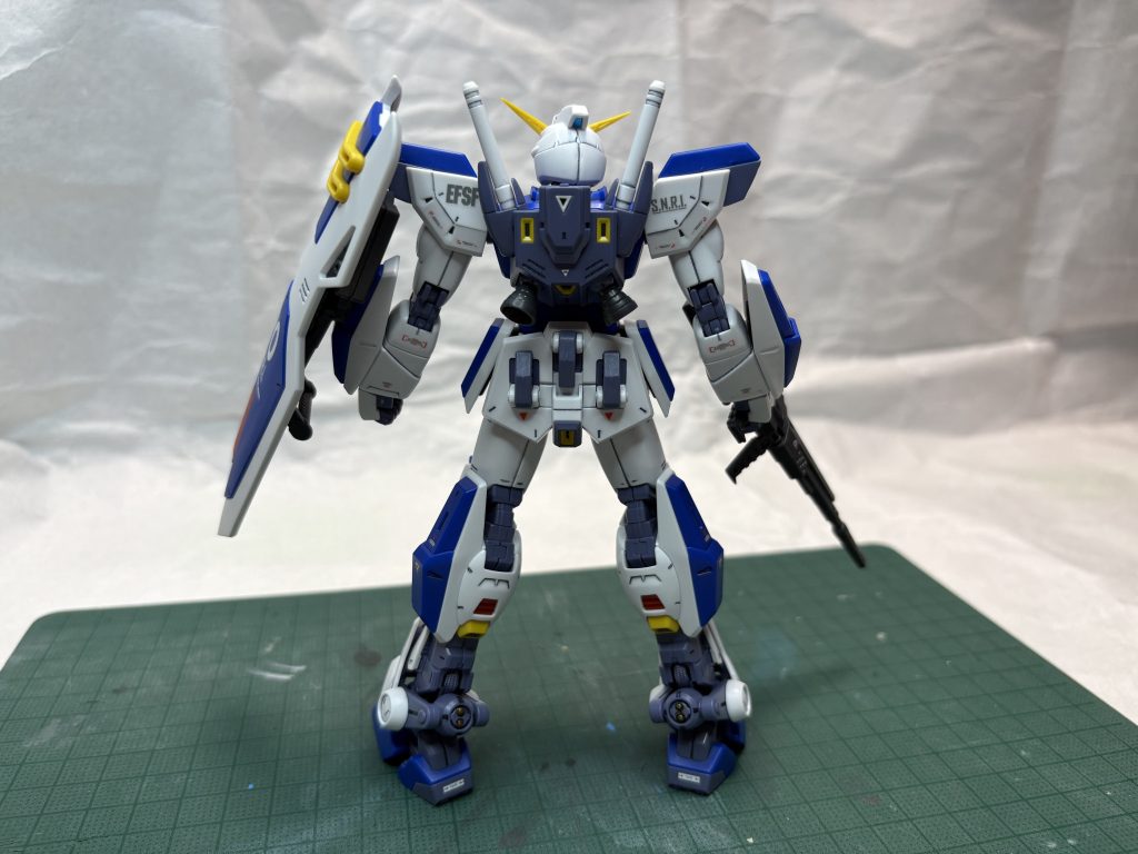 フレームは少し塗装してます。