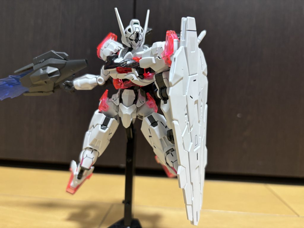 箱絵を再現しようとしてみましたが、ポージング難しいですね