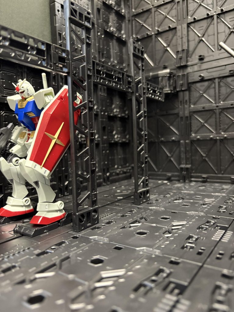 ゴォー!新米整備士 (⁉️)カタパルトの迫力、轟音と強風に、唖然😵💫