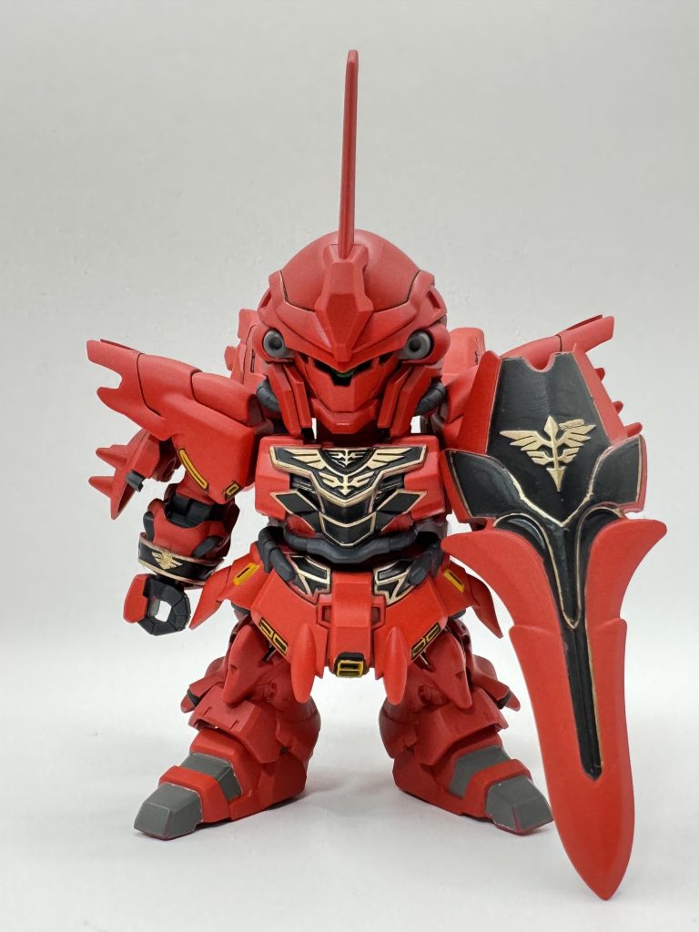 正面　盾を持った状態で