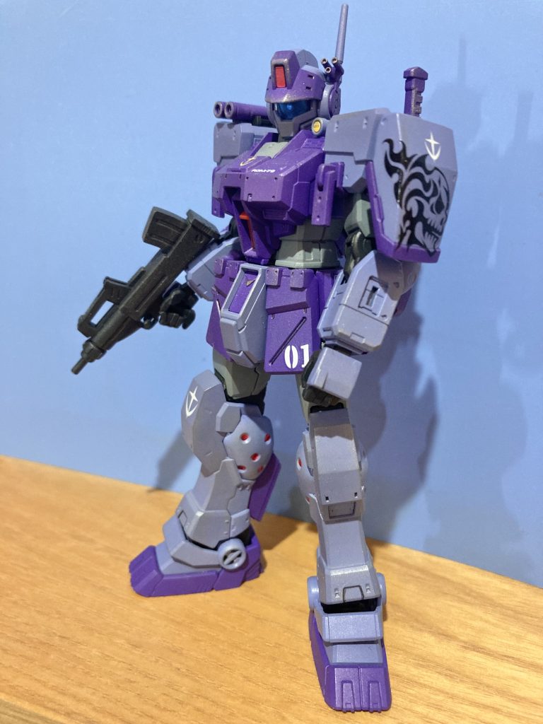 全体図。スナイパーライフル装備を撮り忘れたのは内緒🤫ミニガンよりブルパップマシンガンが好きなので武装変更ナイフは塗装剥げが怖くて抜いてません