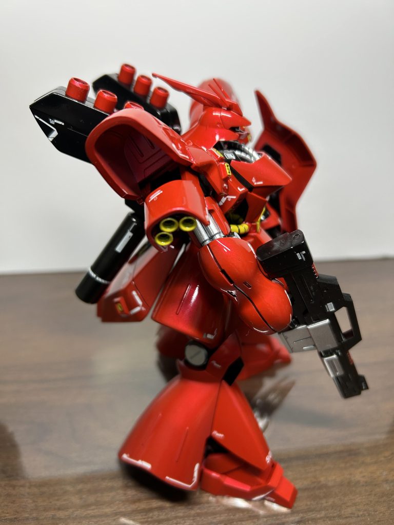 乾燥途中で触ってしまって指紋がついたりと、まぁ、なんやかんやあってようやく完成です