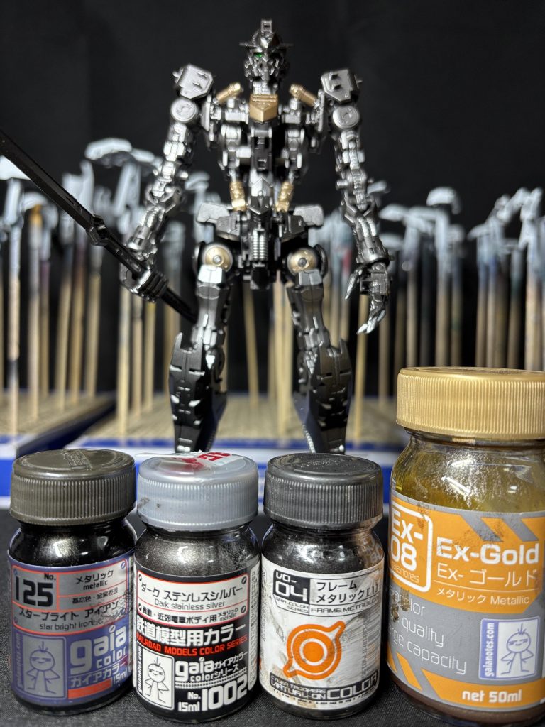 メイン:黒サフ→フレームメタリック1、パイプ:黒サフ→ダークステンレスシルバー、シリンダー:黒サフ→EXゴールド