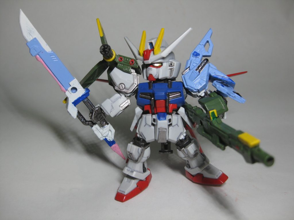 ぶっちゃけ機体個別にしたのは個々の機体を見たいのも有りますが、パーツの付け外しがこのモビリティジョイントガンダムはかたいので折れたりするのが怖いのと面倒くさいからと言うのがあります。