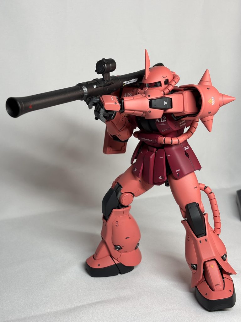 私はシャアザクと言えばバズーカですね