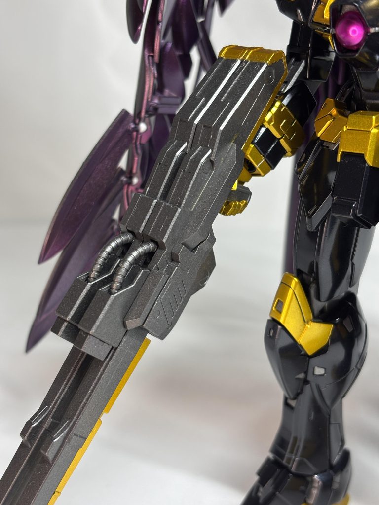 ライフルもメタコン風にラインをいれてみました。マスキングが下手ですが‥