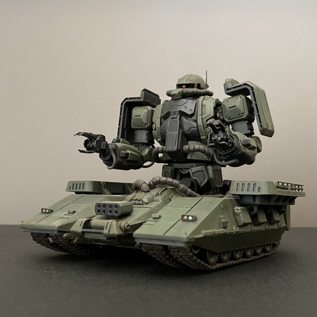 肩のキャノンは無い方が好みなんで脱着可に