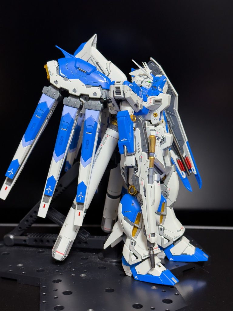 RG Hi-νガンダム–4枚目/制作者：I.sano