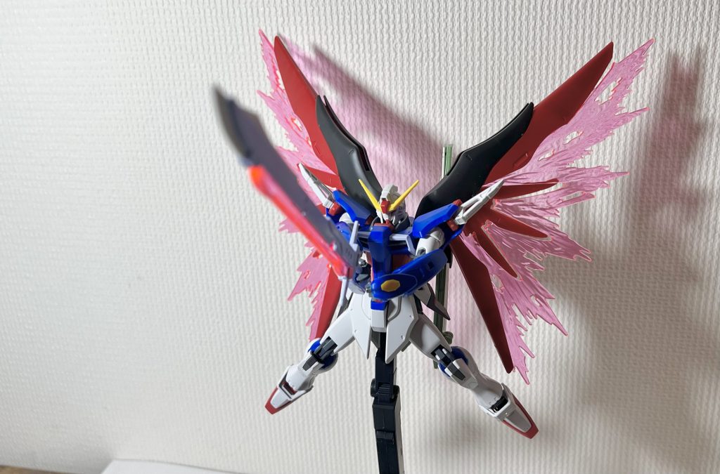 アロンダイトを構えて