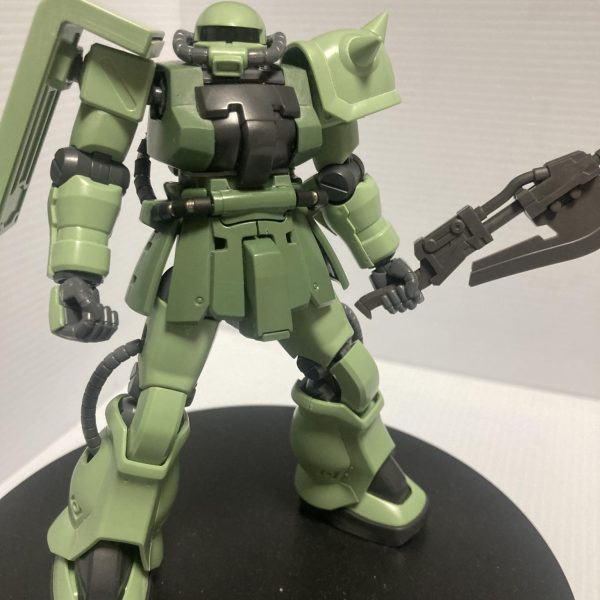 とりあえず形にはなりました胴回り動力パイプ作って見ました😊MGの様なプラパイプは塗装面倒😅完成後に干渉で塗ハゲするし・・金属は重いから🤔hgucには不向きかな❓と色々探してたら、何やらヤッてる人見つけてマネてみました😊僕的には、新しいやり方だったので🤩何か楽しいです笑（2枚目）