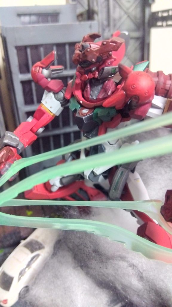 しかし、これほどの性能をもってしてもメカザウルス、メタルビースト等の相手に対しては決定力が不足しているのは明らかである。あくまでも、MSはMSでしかないという事象を如実に表してしまったのだ……武装はゲッター合金で作られたゲッタートマホーク、ビームライフル、そして……ゲッタービームを応用して作られた……拓馬「ゲッタァァァァァァビィィィィィィムブレェェェェェェドッッッッッ!!!!!!!!!!」