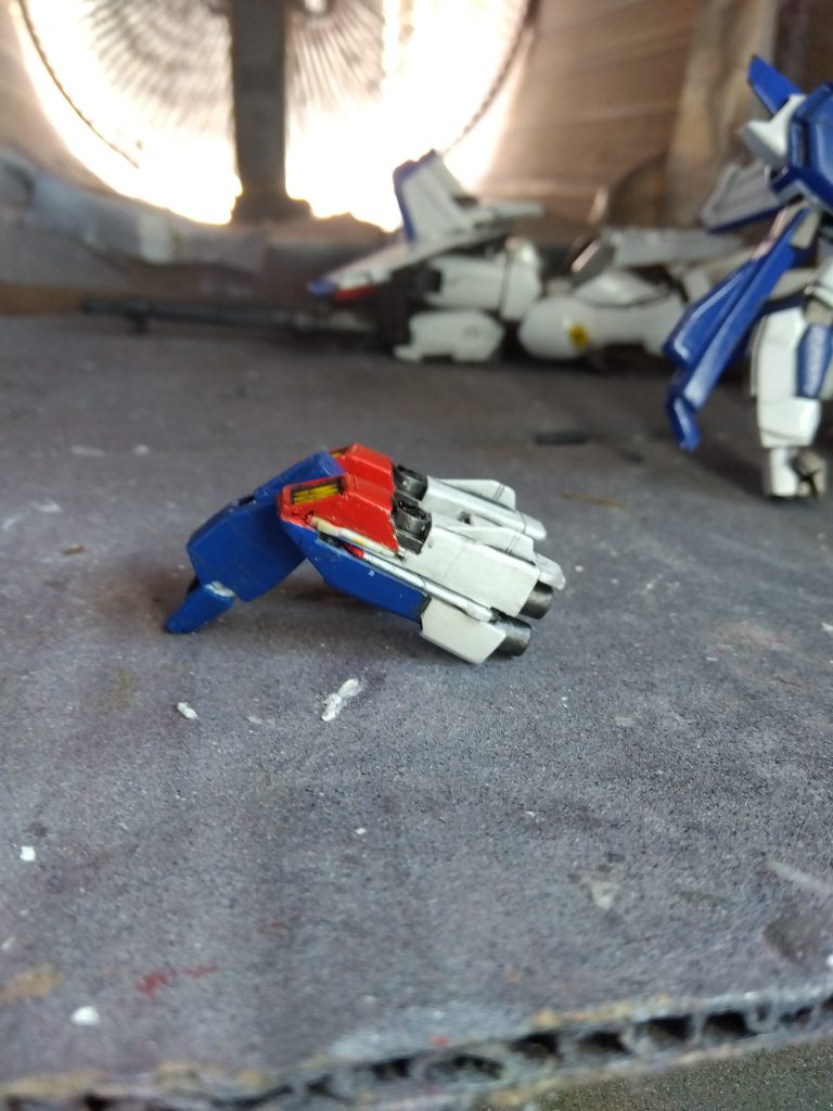 機首を畳んで…