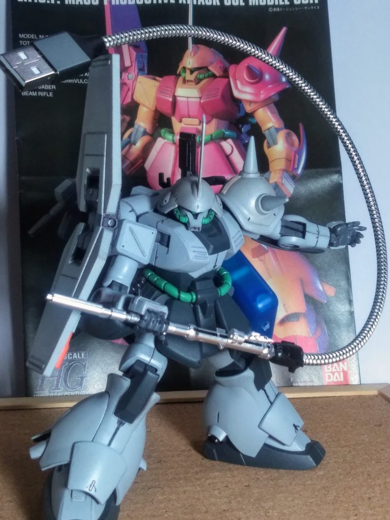 「「「武装展開!!!」」」 ナンノ事はナイ 😅ただのチョッと太めな鞭でした 😁💦これは『nenn mich königin』の名前と意味がチョッとズレてしまったカナ  😏