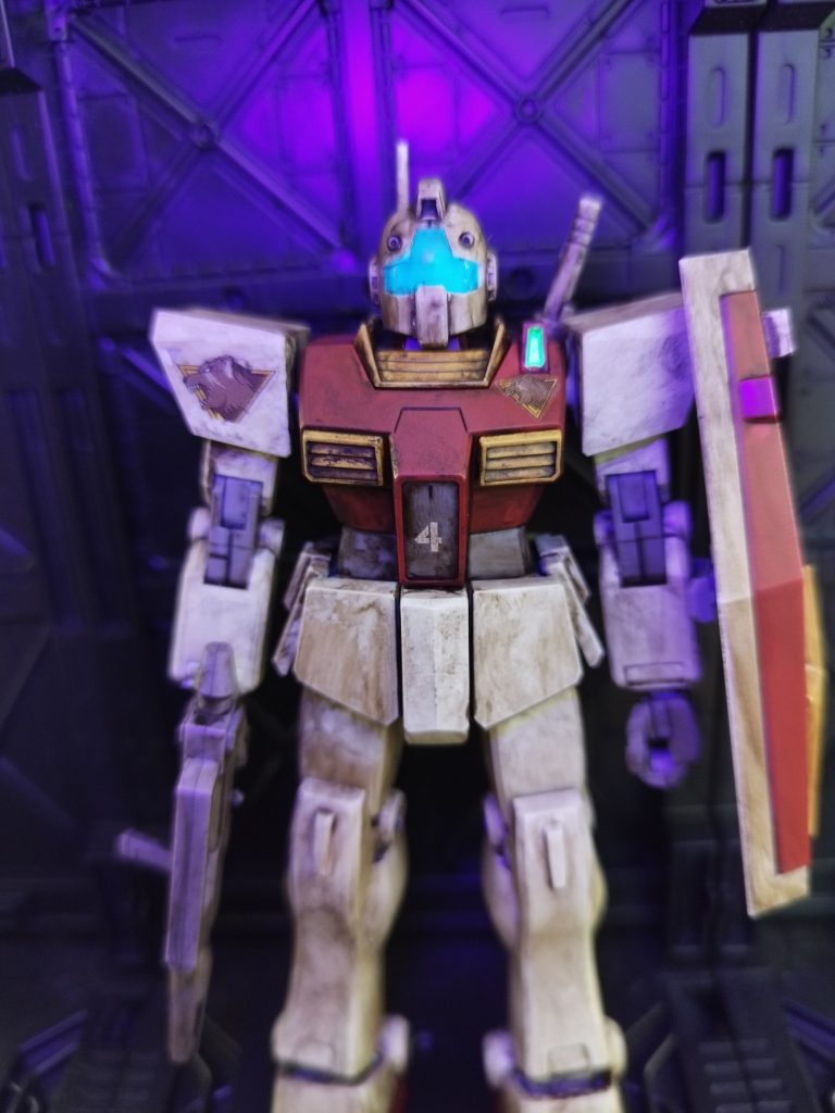 頭部ゴーグル部分は蛍光クリア塗装🖌️肩センサー部分は蛍光グリーン塗装🖌️ 