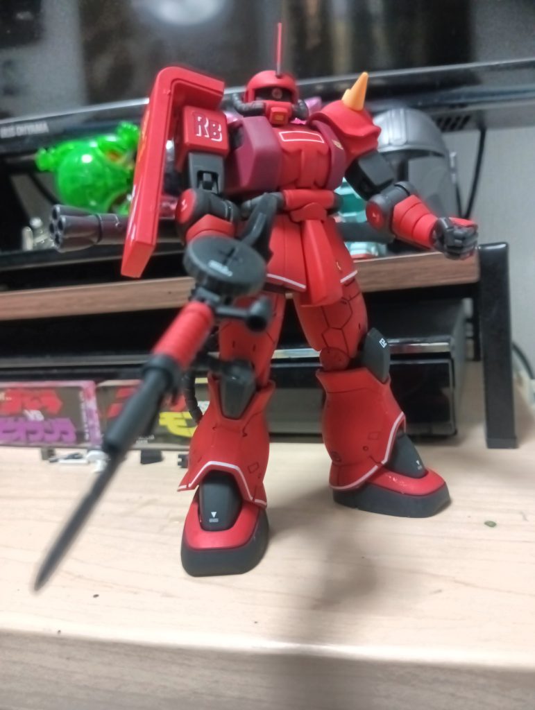 大河原邦男画集に掲載されていたジョニー・ライデン専用ザクIIS型を参考にしました