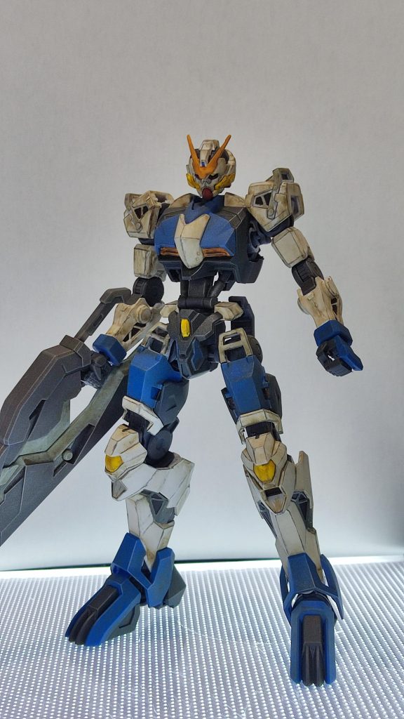 ネイキッド状態。ウェザリングとエッジ強調が分かります。