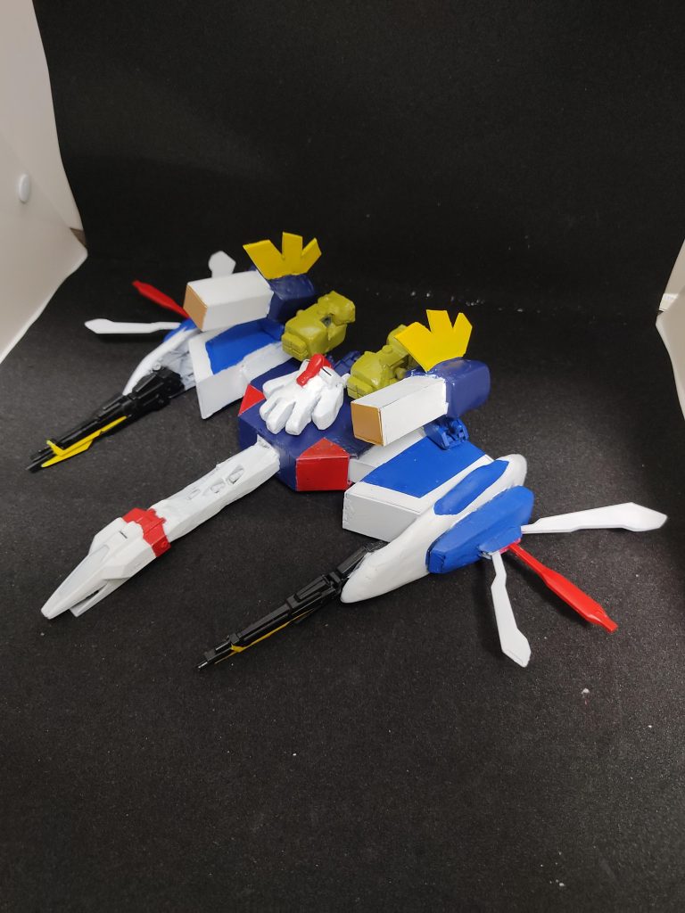 チームパワードのUC(宇宙世紀全般)の力、チームAGEのAGEの力、アカシック鉄華団の鉄血のオルフェンズの力を使っているのにちなんで、Gバードはそれ以外のガンダム作品の要素をイメージして製作しました。