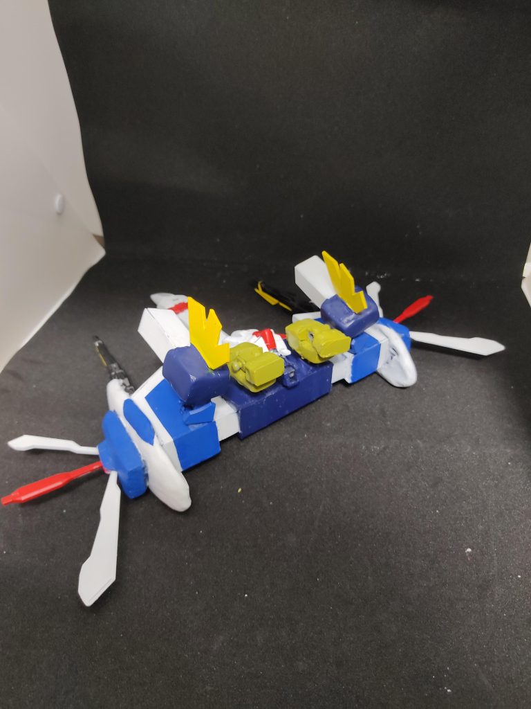 機体イメージはコアファイター(ゴッドガンダム)、Gファルコン、ウイングガンダムゼロ(TV版)、Oライザー、デミバーディングです。ちなみにセンサーは当初緑にするつもりでしたが、完成を優先して無色です。