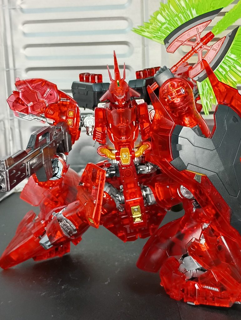 シャア:頭に脱出ポッドだと・・・・・ララア、私を導いてくれ。