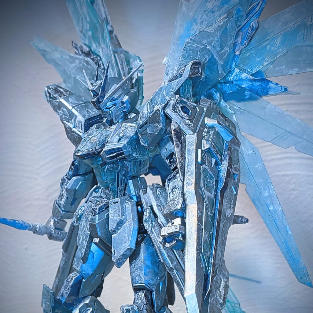 ●CROSS CONTRAST COLORS　2点セット フリーダムガンダム Ver2.0 CROSS CONTRAST COLORS｜くまぽよんさんの