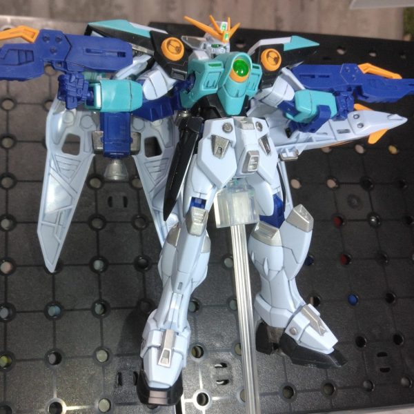 HGウイングガンダムスカイゼロ