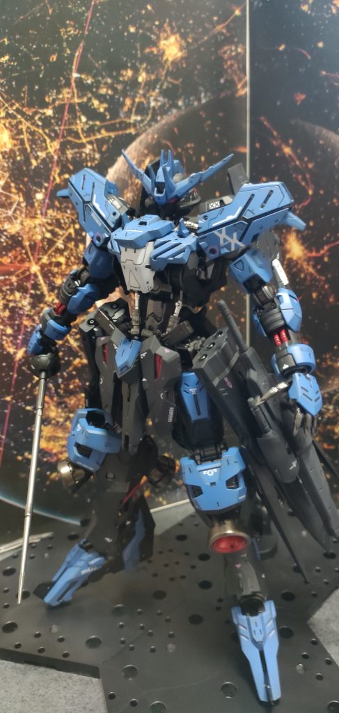 撮影環境無いのでパーツ立ての裏側を使ってみた。