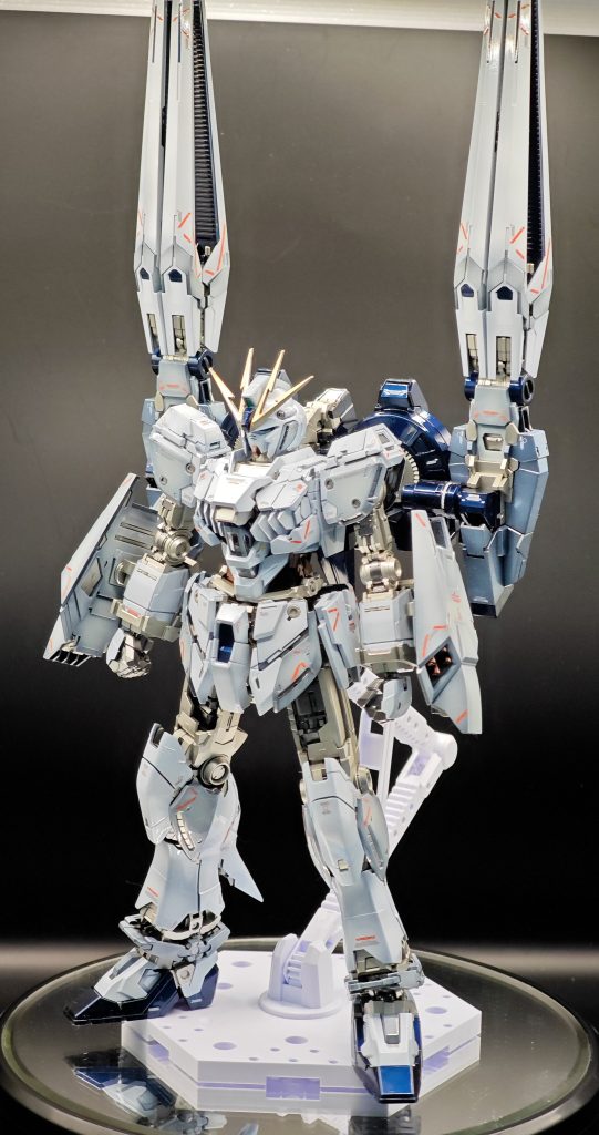 全体像です。武装が高すぎて撮影ブースにギリギリでした。