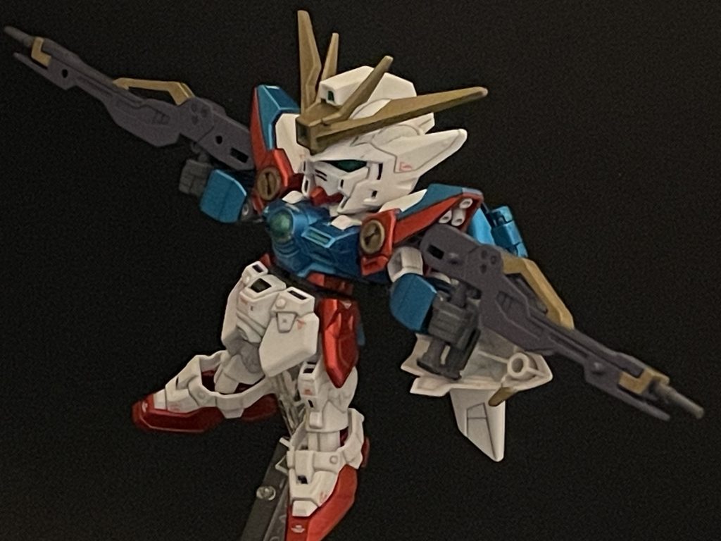 みんな大好きローリングバスターライフル!ツインバスターライフルは1/144から移植し、グリップ部分をこのキットでも持てるようにランナーで改造しました☆