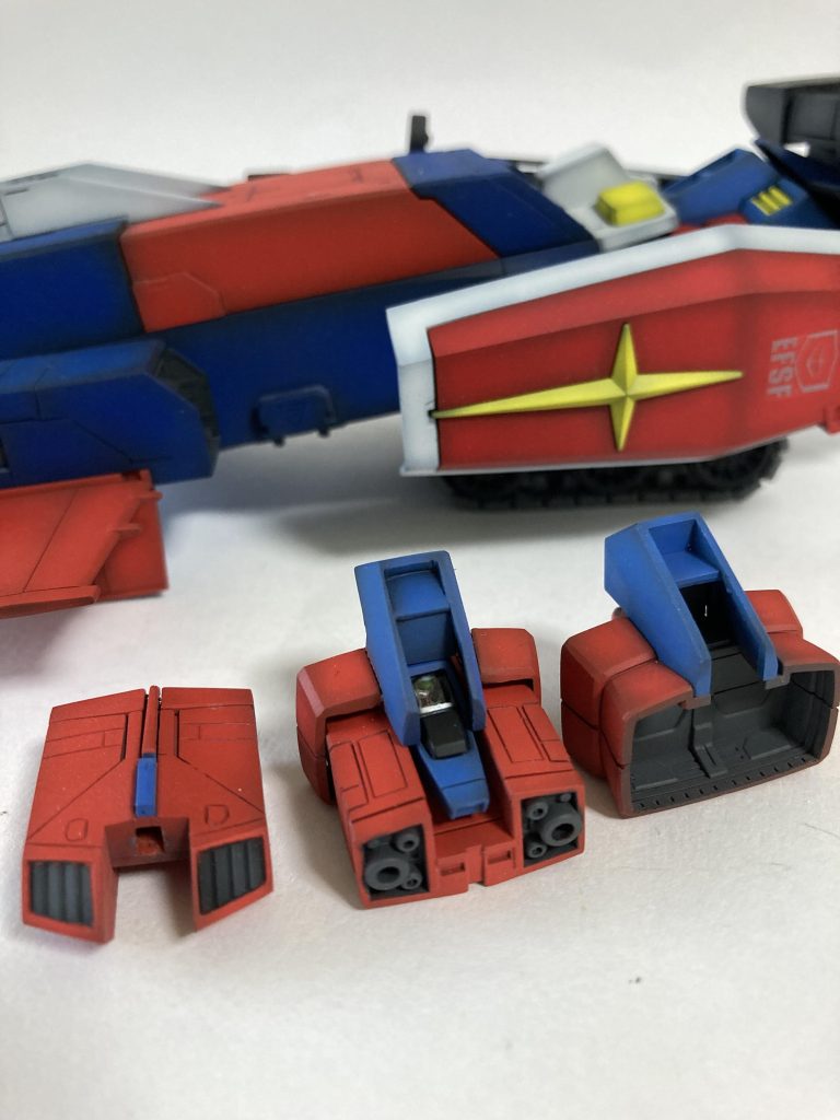 左からコアブロック・Gブル用(アムロ搭乗)・Gブルイージー用